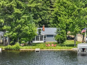 Cozy Private Lakefront Cottage with Private Dock - Image 2
