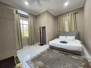 Noi Anggun Homestay - Image 5