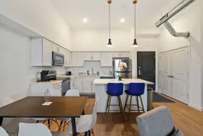 Luxury Apartment with Balcony Near Stadium - Image 4