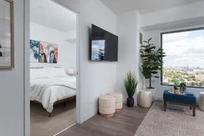 Central Square Upscale Penthouse near MIT/Harvard - Image 2
