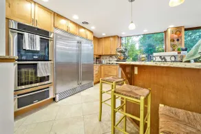 18 Acre Farm - Pickleball, Pond, Outdoor Kitchen - Image 2