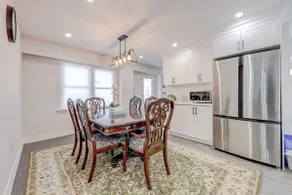 Stunning 5 Bedroom Family Home - Image 3