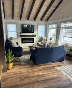 Pellum Street Lake House - Image 4
