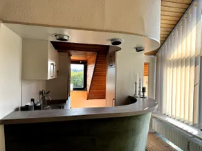 Charming 70s apartment - Image 2