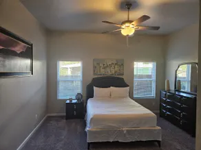 *Modern* Home Fort-Worth! - Image 5