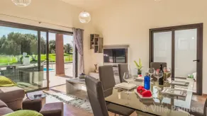 Villa Palmers, a magnificent house with a heated pool. - Image 3