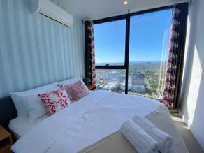 Cozy 2B2B Apt/ free parking/views/pool - Image 2