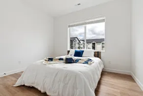 Best Location | Near Resorts w/ Balcony! - Image 4