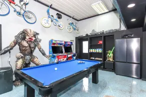Ultimate Gamers Retreat, Arcade, pool & Hot Tubs - Image 2
