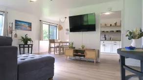 Rainforest Retreat - Image 2