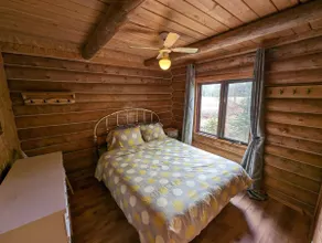 3- Poirier log cabin! - Image 3