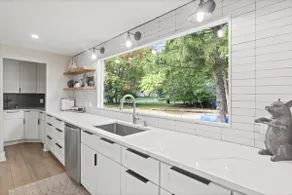 Charming Fairport Retreat Rochester Ny - Image 4
