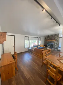 Hilltop Hideaway @ Rusty Ranch - Image 4