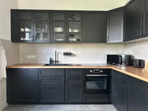 Spacious fitter's & family apartment with terrace - Image 2