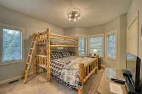 Sugar Mountain Condo, Sleep 4, Deck Mountain Views - Image 4
