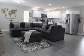 *Cozy, Modern, Impeccably Located!* - Image 3