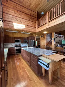 Blue Shutters Cabin Retreat! - Image 4