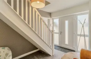 Full Modern Home - short & long stays - Image 5