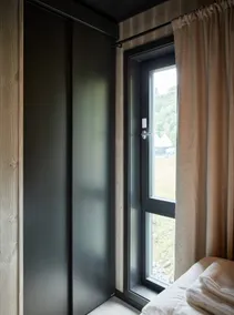 Cabin with jacuzzi and fjord view - Image 5