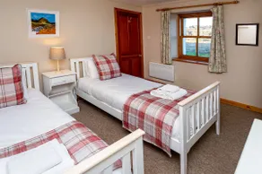 Cottage in Isle of Skye - Image 2
