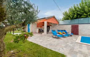 Beautiful villa Dussich with pool near Oprtalj - Image 5