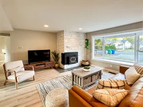 Classic Charm Meets Modern Comfort Home (A) - Image 2
