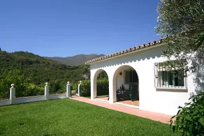 Beautiful House - Image 3