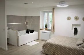 Les Alpilles – Balneotherapy Studio - Image 2