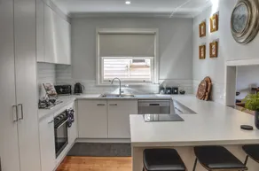 Stylish Family Friendly Escape - Image 5