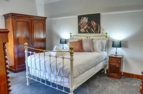 Stylish Family Friendly Escape - Image 2