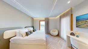 JLM King David 4BDR LUXURY POOL/PARKING/GYM - Image 4
