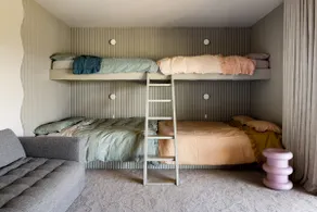 Escape w the Whole Clan @ Carrajung Estate - Image 2