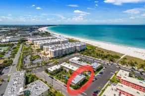 Beach, Pool, Paradise. King bed, 1st Fl. FN #803 - Image 2
