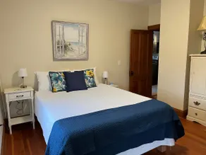 Apartment in Stonington: near The Velvet Mill - Image 4