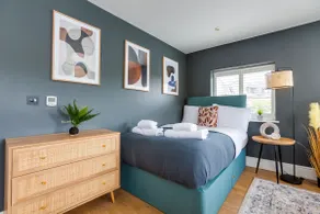 Apt city centre, 5 ppl, pkg, Monthly discount - Image 4