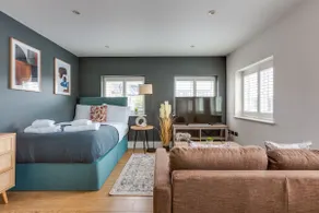 Apt city centre, 5 ppl, pkg, Monthly discount - Image 2