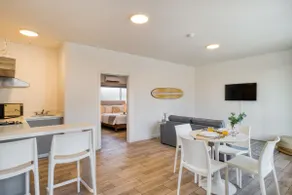 City Escape Apt | Pool+Close to the Beach - Image 5