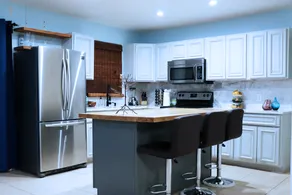 Spacious 3BR Home | Peaceful Stay Near I-4 - Image 5
