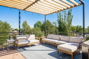 Wyandot House: Rooftop Hot Tub, Theater, Game Room - Image 3