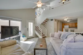 Dog-Friendly Serene Townhome: Relax! Hike! Swim! - Image 2