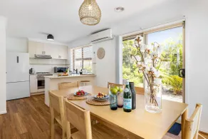 Ocean Bay Retreat - Relish in Gorgeous Beachy Style - Image 3