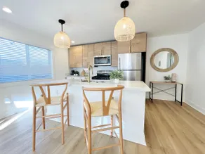 4169 beautiful retreat-New & Close to All! - Image 4