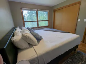 NO Cleaning Fee | Hot Tub | River View | King Beds - Image 5