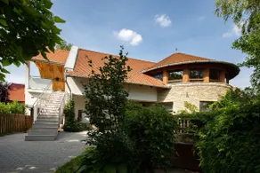 Apartment by the Danube river/max.8+4 guests/160m2 - Image 2
