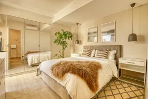Modern 3BD Spacious Apartment with Terrace - Close to Yacht Marina - Image 4