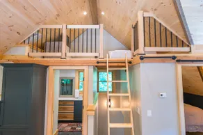 Barn Loft Apartment - Image 2