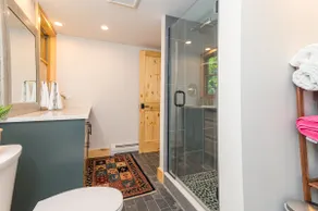Barn Loft Apartment - Image 5
