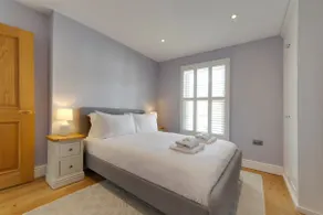 Pass the Keys Centrally located modern and spacious 3 Bed terrace - Image 4