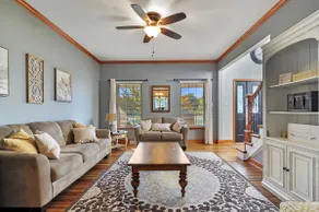 Spacious 5 Bedroom w/Pool, Patio and Theater - Image 5