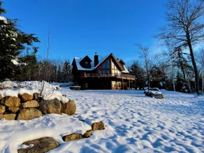 Wild View Lodge, Private Landscape, Hot Tub, 6 BDR - Image 2